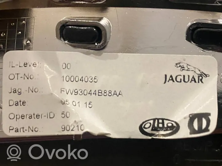 Jaguar XJ X351 Mascherina unità principale autoradio/GPS FW93044B88AA