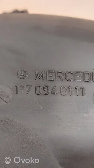 Mercedes-Benz 380 560SEC C126 Sfiato/tubo di sfiato/tubo flessibile 1170940111
