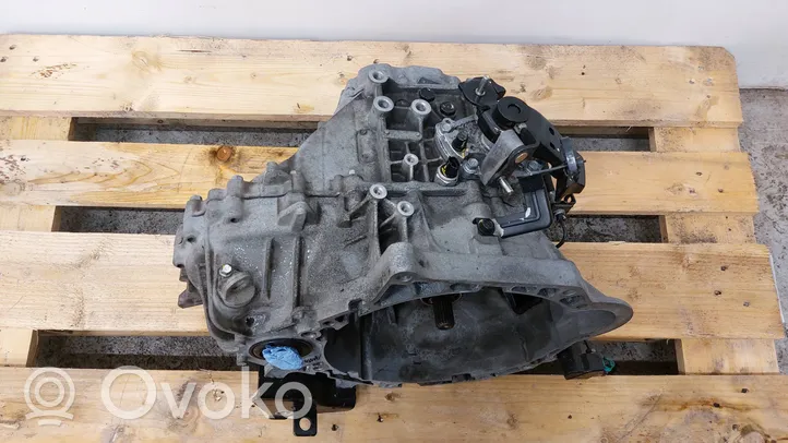 Hyundai Tucson TL Mechaninė 6 pavarų dėžė 4311526201