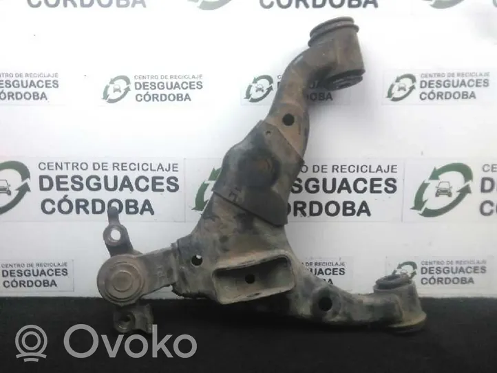 Toyota Land Cruiser (J150) Braccio di controllo sospensione anteriore 