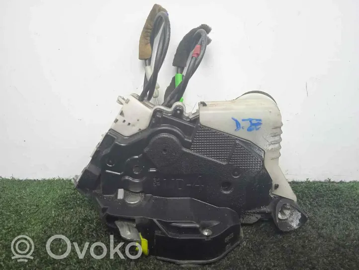 Toyota Prius (XW30) Serrure 6904052340