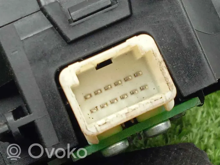 Mazda 2 Przycisk / Pokrętło regulacji oświetlenia deski rozdzielczej DF7166122