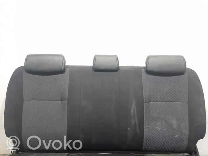 Toyota Hilux (AN120, AN130) Rear seat 