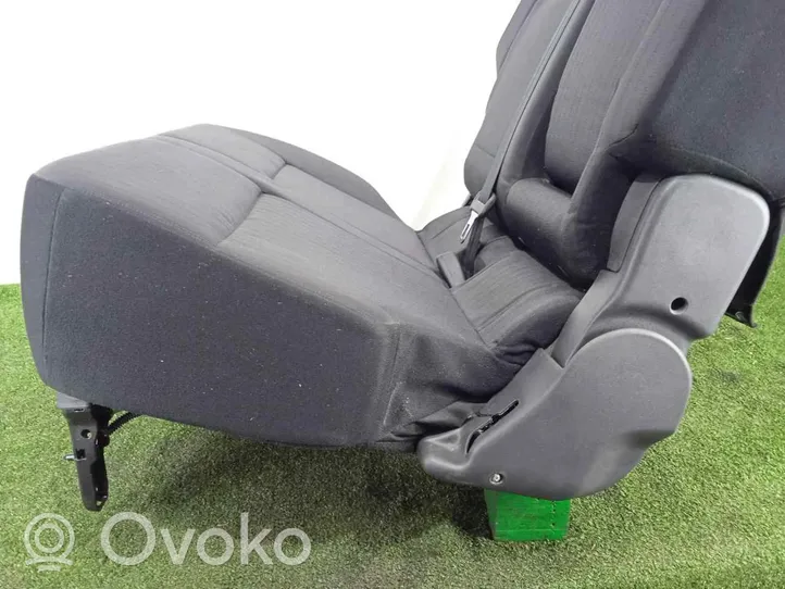 Mitsubishi Montero Fotel tylny 