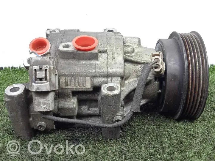 Toyota Corolla Verso E121 Ilmastointilaitteen kompressorin pumppu (A/C) 4472206364