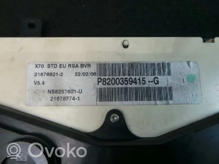 Opel Movano A Licznik / Prędkościomierz 8200359415