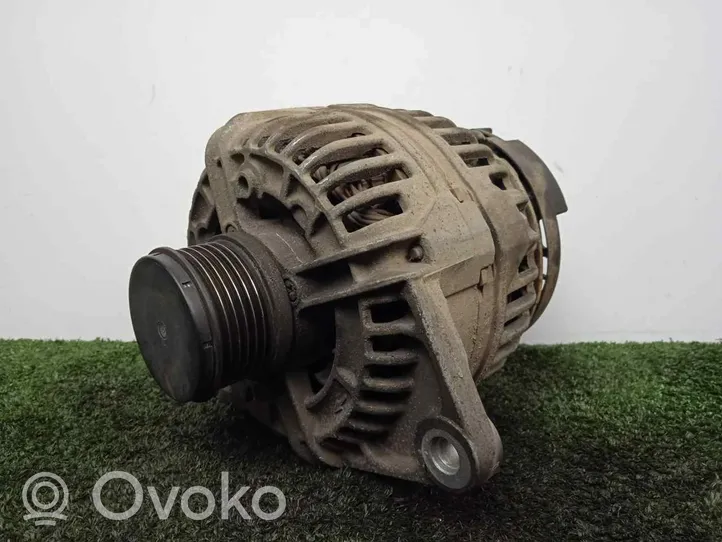 Iveco Daily 4th gen Generatore/alternatore 