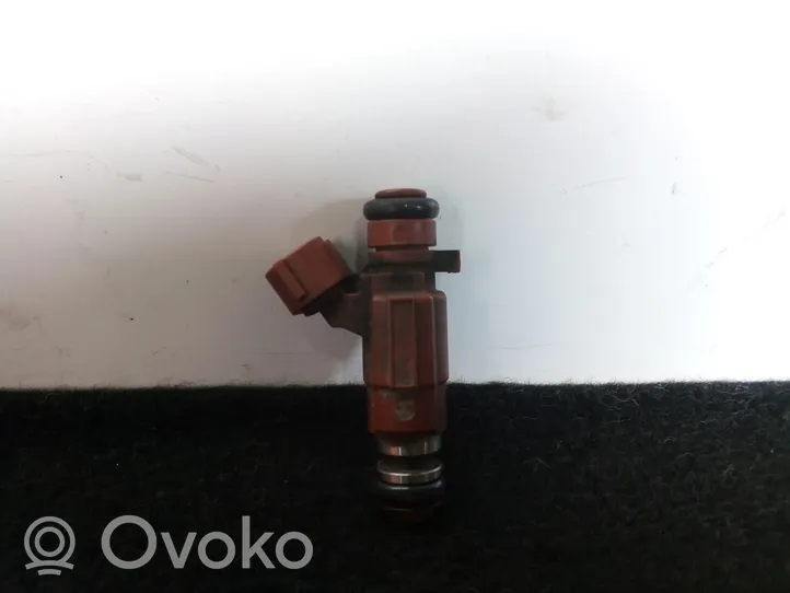 Nissan Maxima Fuel injector 