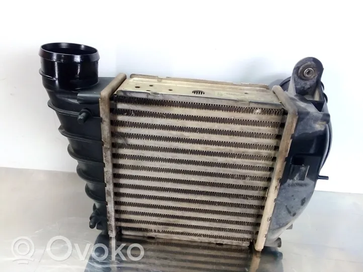 Seat Leon (1M) Chłodnica powietrza doładowującego / Intercooler 