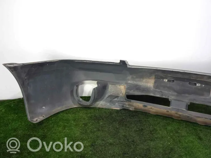 Subaru Legacy Parachoques delantero 57704AE160