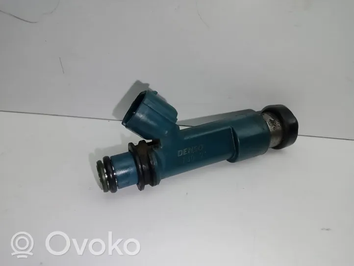 Mazda 2 Fuel injector 