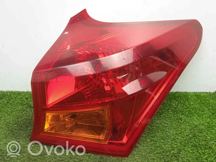 Toyota Auris E180 Luci posteriori 8155102740