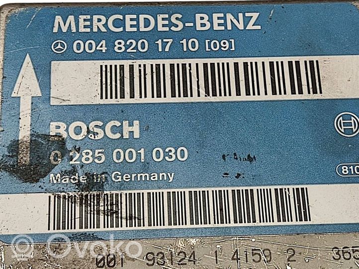 Mercedes-Benz E W124 Turvatyynyn ohjainlaite/moduuli 0048201710