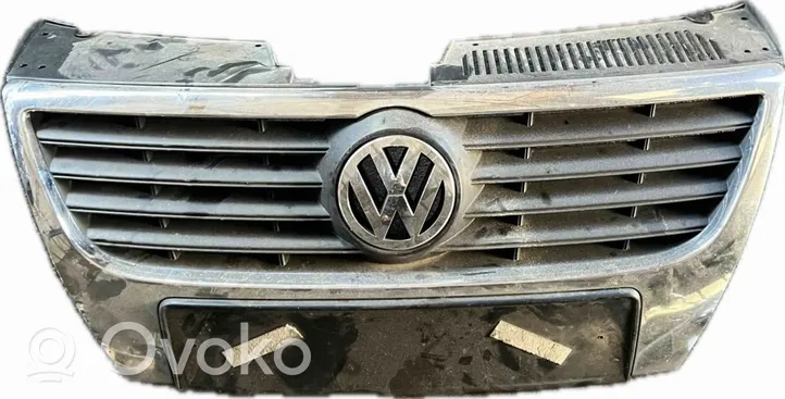 Volkswagen PASSAT B6 Atrapa chłodnicy / Grill 