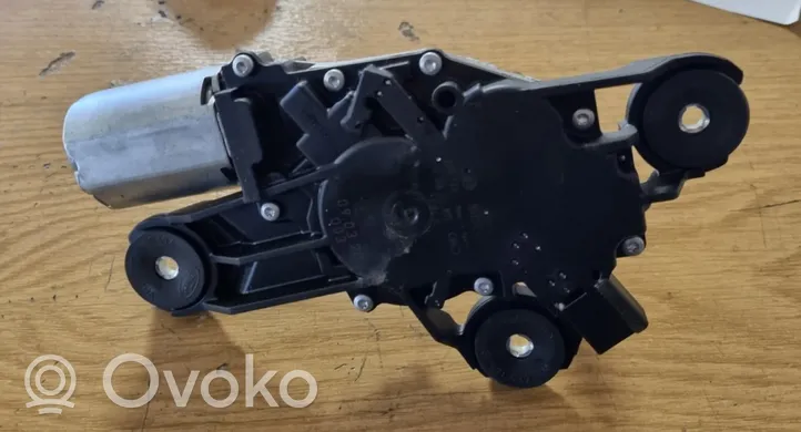 Volvo S40 Moteur d'essuie-glace arrière 0390201875