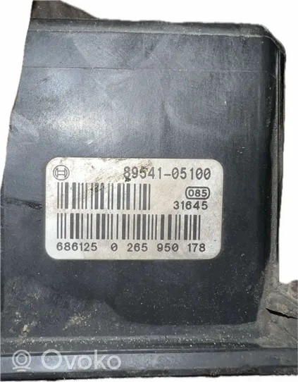 Toyota Avensis T250 ABS Pump 