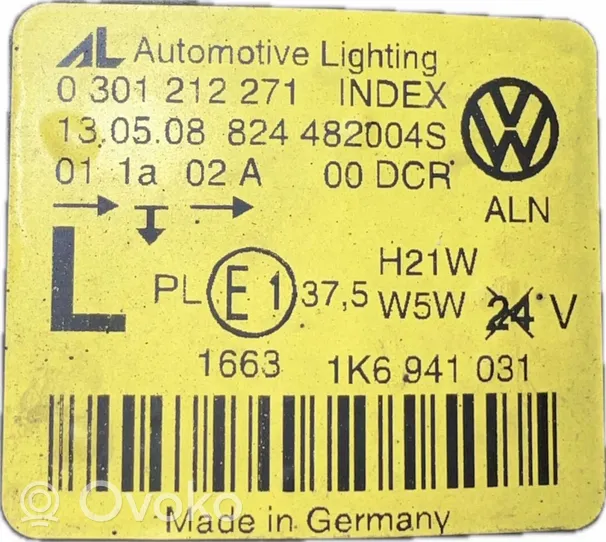 Volkswagen Golf V Lampa przednia 