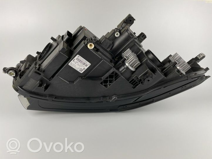 Volkswagen Tiguan Lampa przednia 5NB941081C