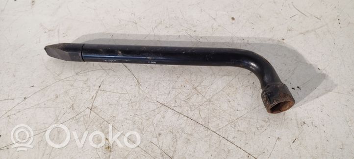 Ford Focus Wheel nut wrench 