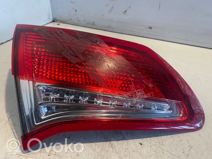 Citroen C4 II Lampy tylnej klapy bagażnika 9672155880