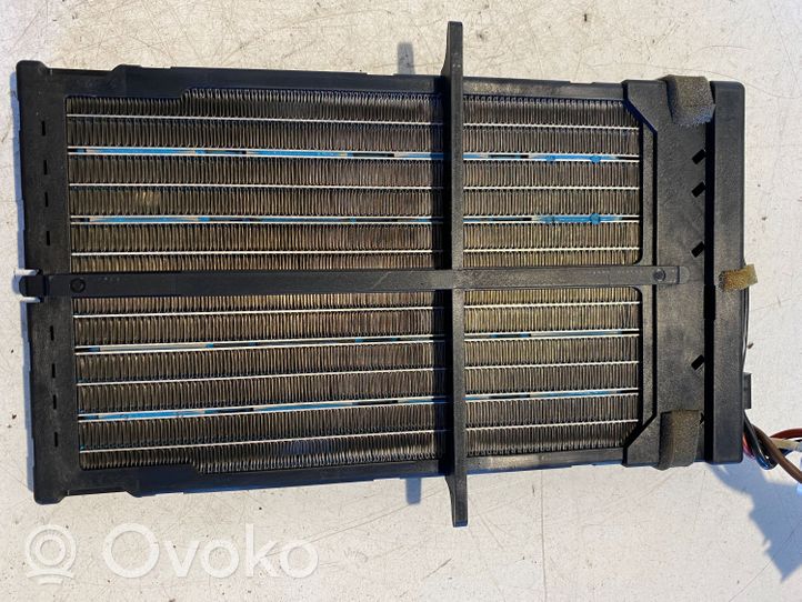 Audi A4 Allroad Radiateur électrique de chauffage auxiliaire 0005810900