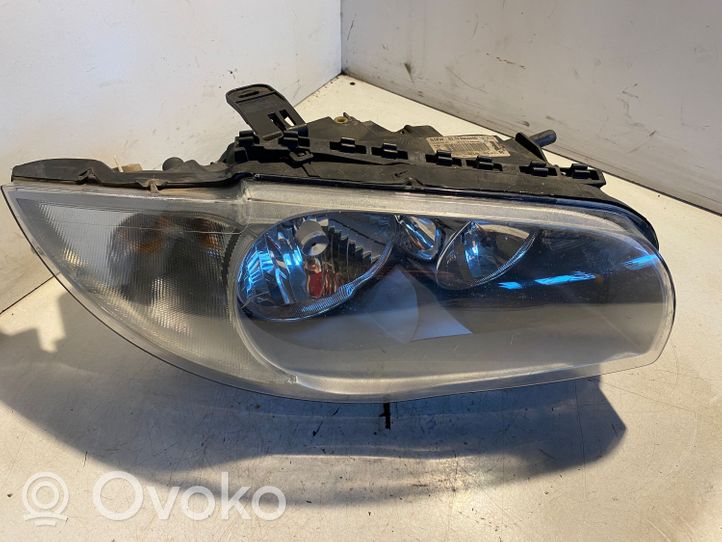 BMW 1 E81 E87 Lampa przednia 6924486