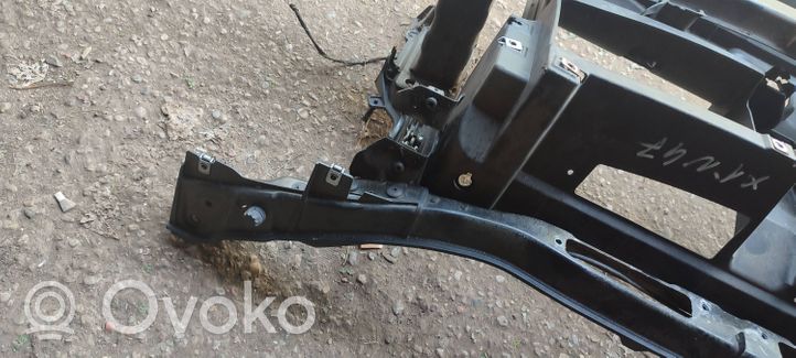 BMW X1 E84 Pannello di supporto del radiatore 