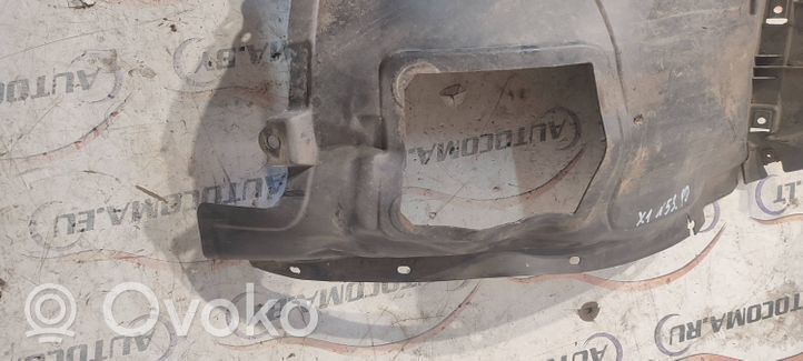 BMW X1 E84 Nadkole przednie 75965010