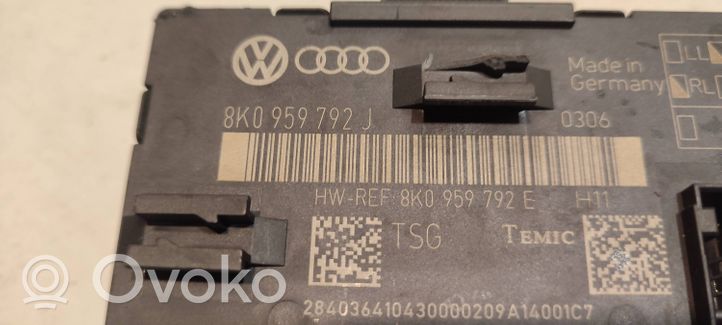 Audi A5 8T 8F Oven ohjainlaite/moduuli 8K0959792E