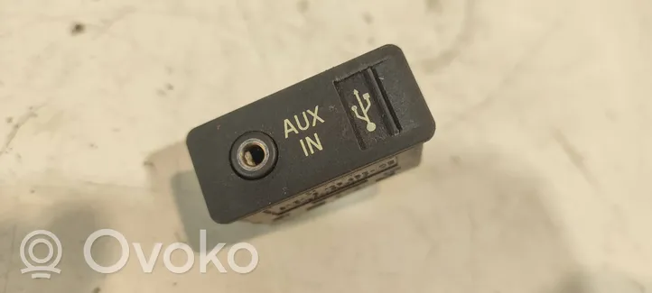 BMW X1 E84 Gniazdo / Złącze USB 9129652