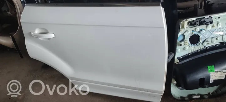 Audi Q7 4L Rear door 