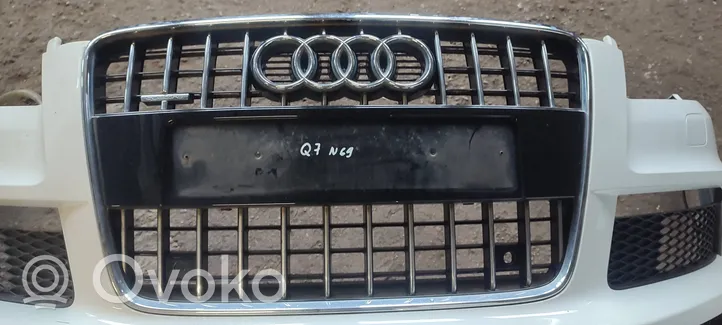 Audi Q7 4L Priekšējais bamperis 