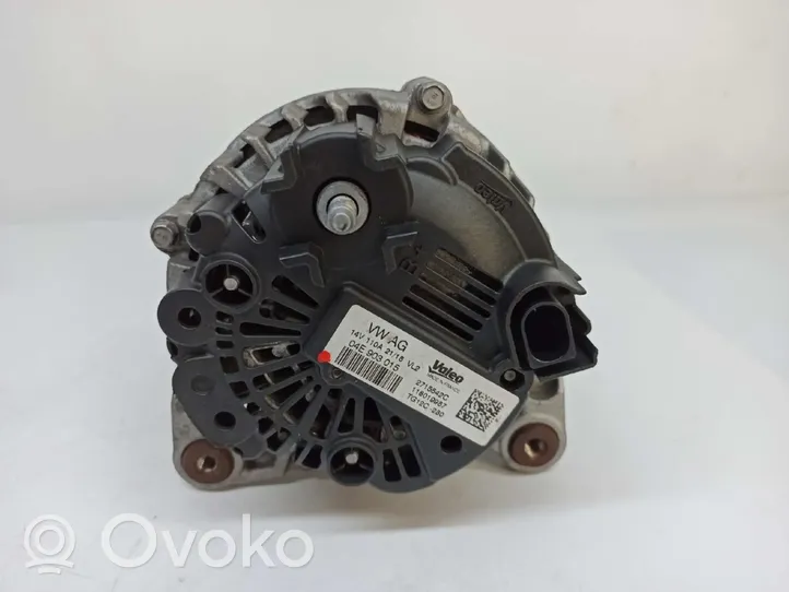 Volkswagen Golf VII Alternator 04E903015G