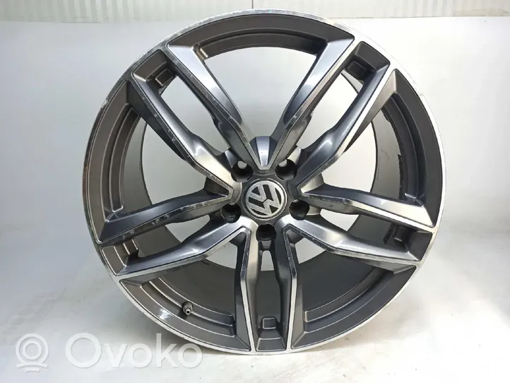 Volkswagen PASSAT CC Felgi aluminiowe R18 