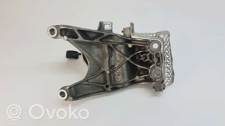 Audi A4 S4 B9 Supporto di montaggio del motore 