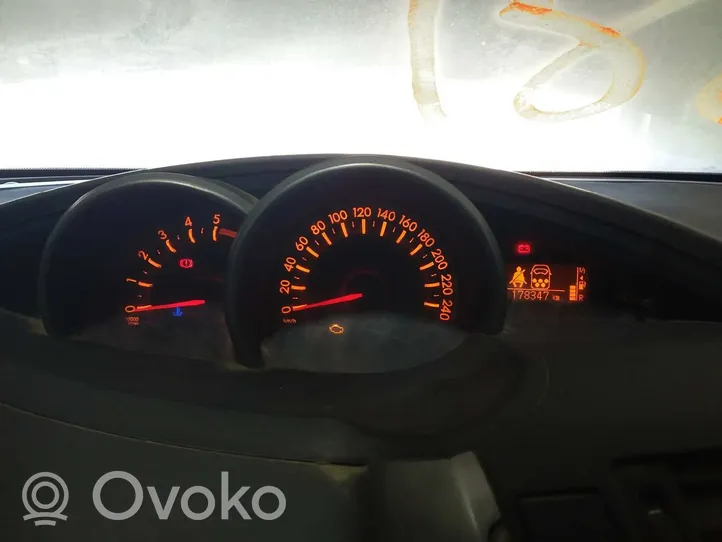 Toyota Corolla Verso E121 Спидометр (приборный щиток) 