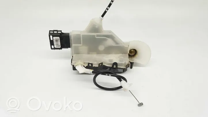 Citroen C5 Front door lock 006182