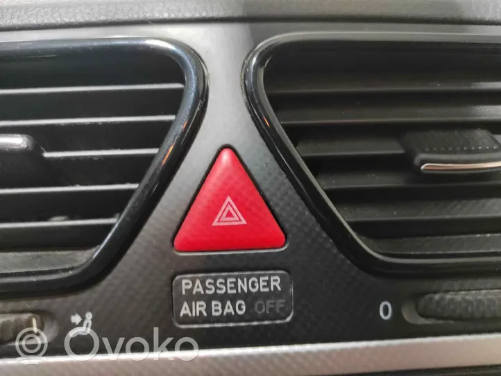 Volkswagen Scirocco Inne przełączniki i przyciski 