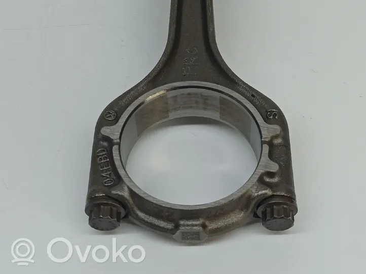 Volkswagen Golf VII Connecting rod/conrod 04C107065BC