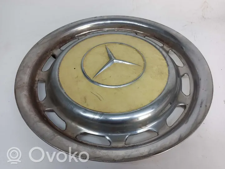 Mercedes-Benz E W123 R14 wheel hub/cap/trim 