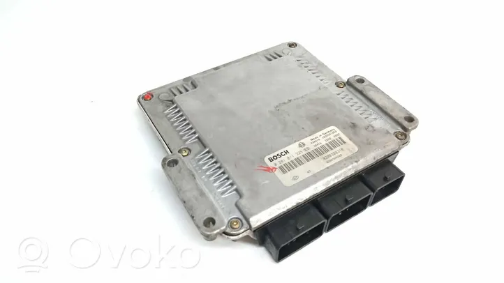 Renault Espace IV Unidad de control/módulo ECU del motor 0281011325