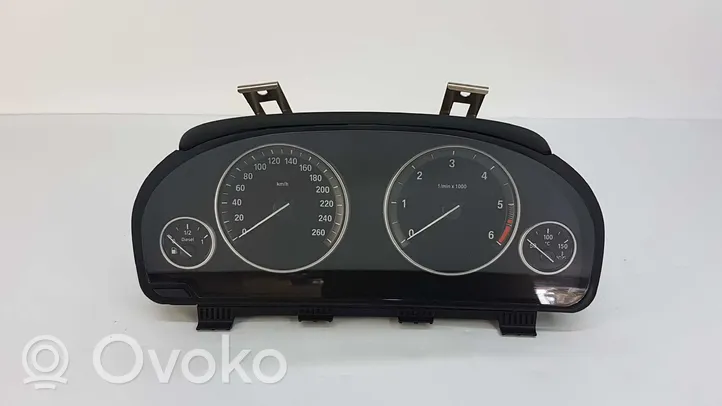 BMW X5 F15 Compteur de vitesse tableau de bord 6820602