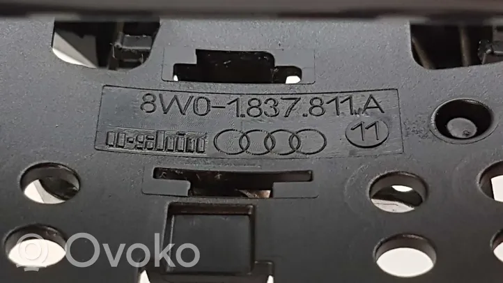 Audi A4 S4 B9 Klamka zewnętrzna drzwi 8W1837811A