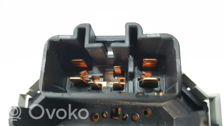 Toyota Yaris Panel klimatyzacji 75F240