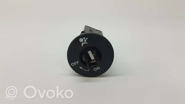 Infiniti G35 ABS switch 