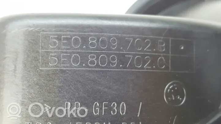 Skoda Octavia Mk3 (5E) Tappo del serbatoio del carburante 5E0809702S