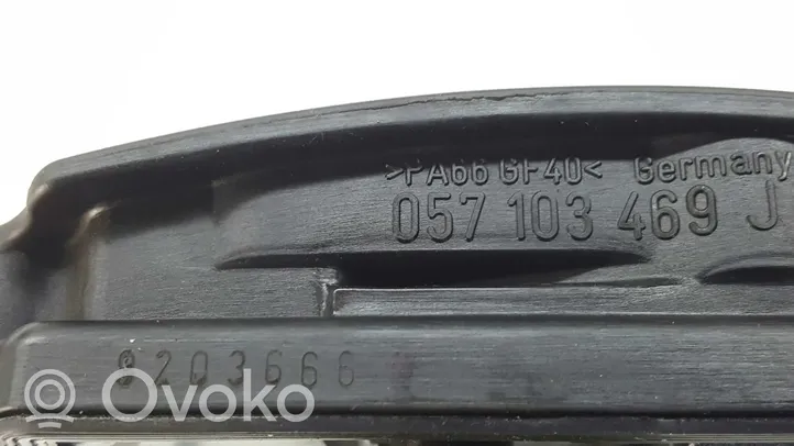 Audi A8 S8 D3 4E Крышка головки 057103469J