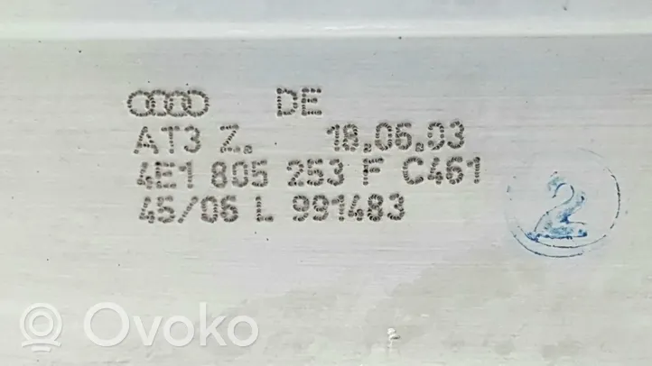 Audi A8 S8 D3 4E Ylempi jäähdyttimen ylätuen suojapaneeli 