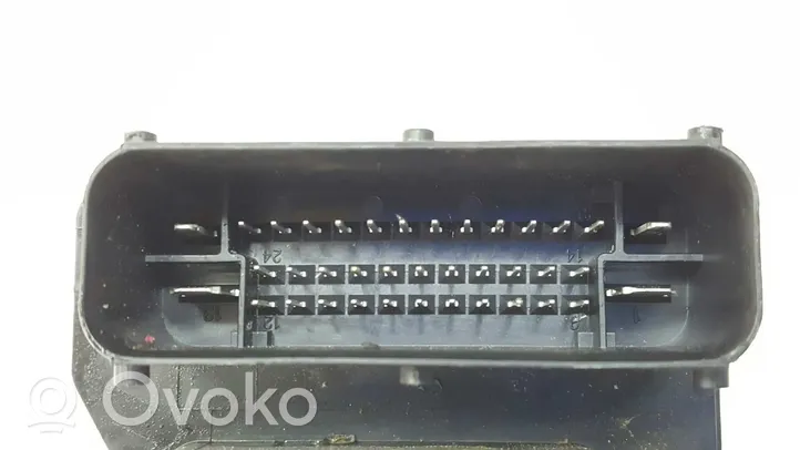 Opel Mokka X ABS-pumppu 688250455