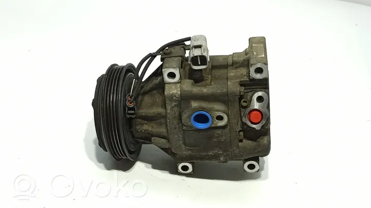 Toyota Yaris Verso Compressore aria condizionata (A/C) (pompa) 8832052040